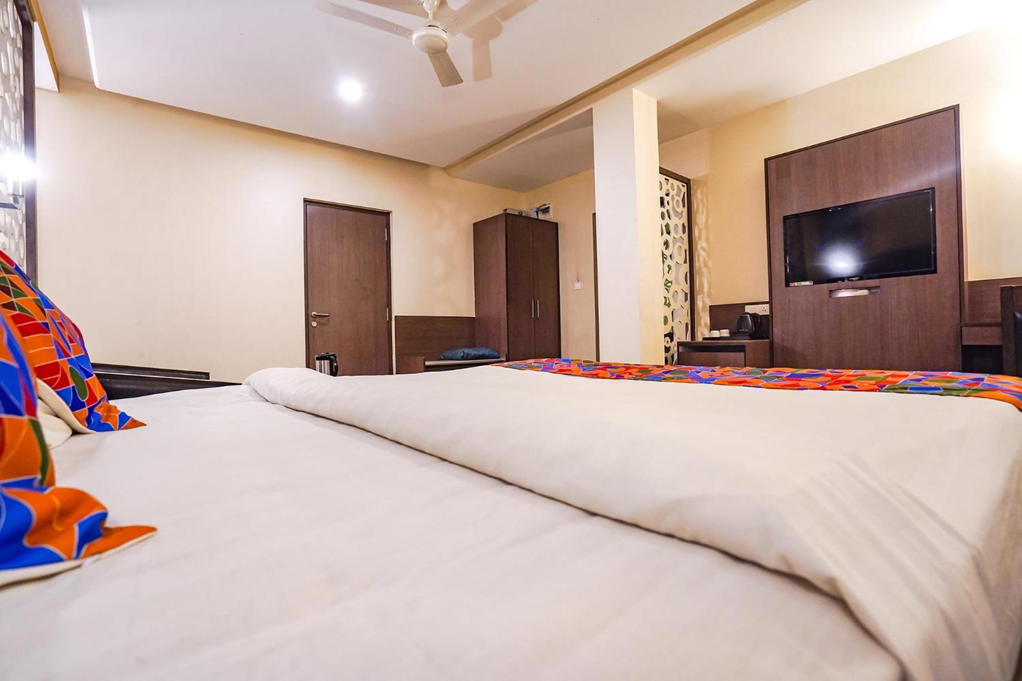 Fabhotel Jagannath - Nr Platinum Hospital, Sitabuldi Nagpur Buitenkant foto